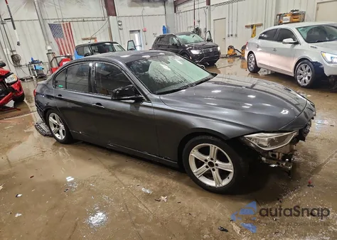 2013 BMW 328 Xi Sulev z USA, uszkodzony, nr VIN WBA3B5C54DF138877